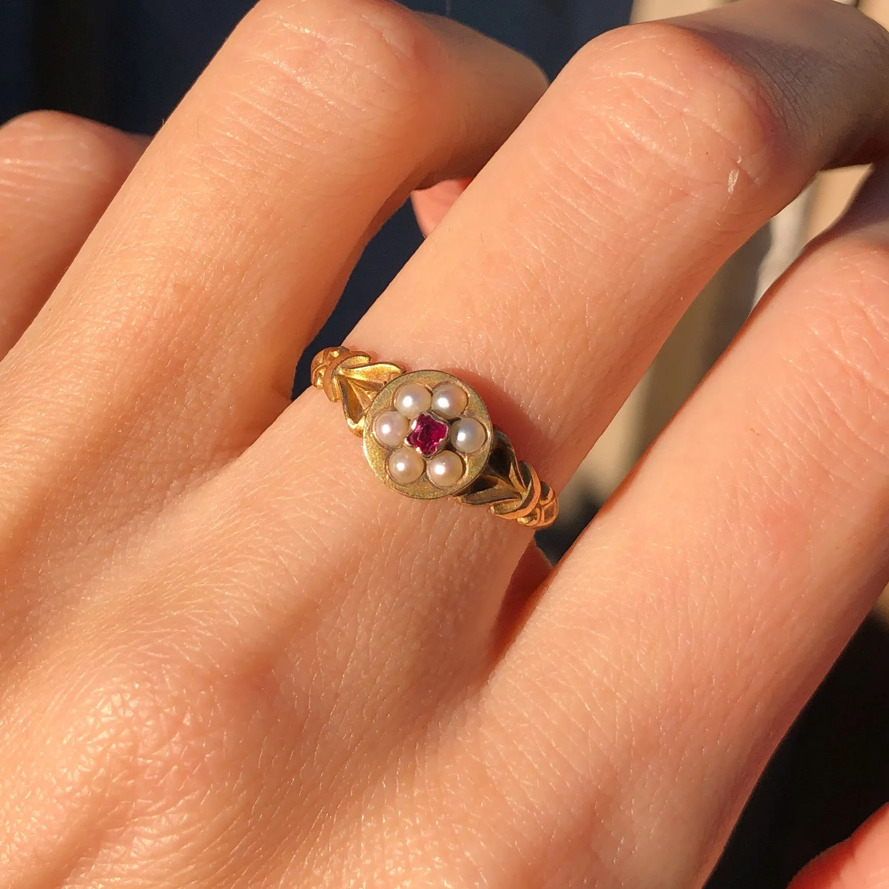 Antique Georgian 15ct Gold Ruby & Pearl Ring