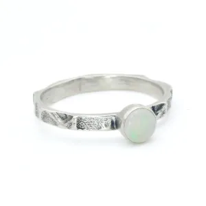 Australian Opal Ring - White Round Ring - Hammered Silver Band