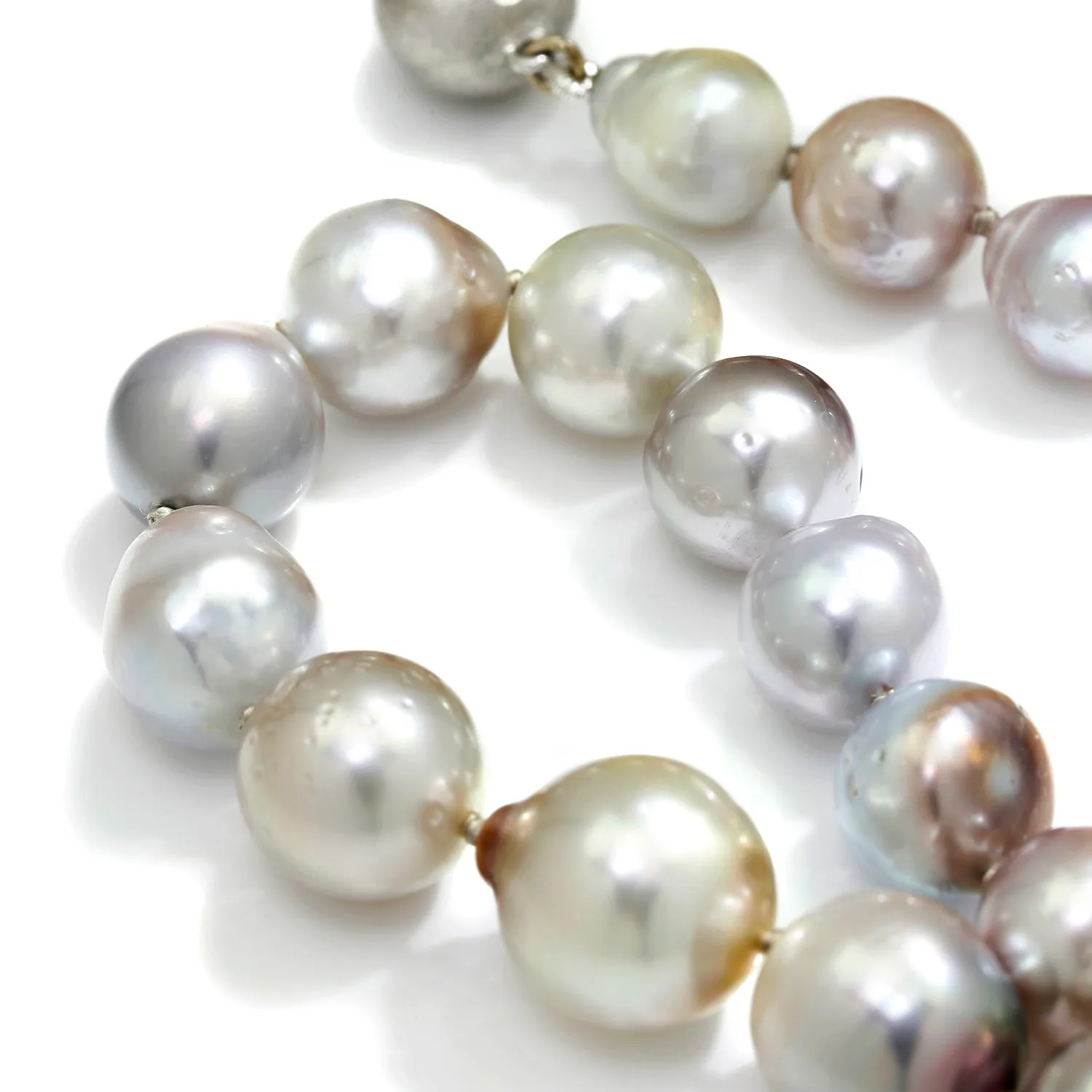 Baroque Tahitian Pearl Necklace with White Gold Diamond Clasp