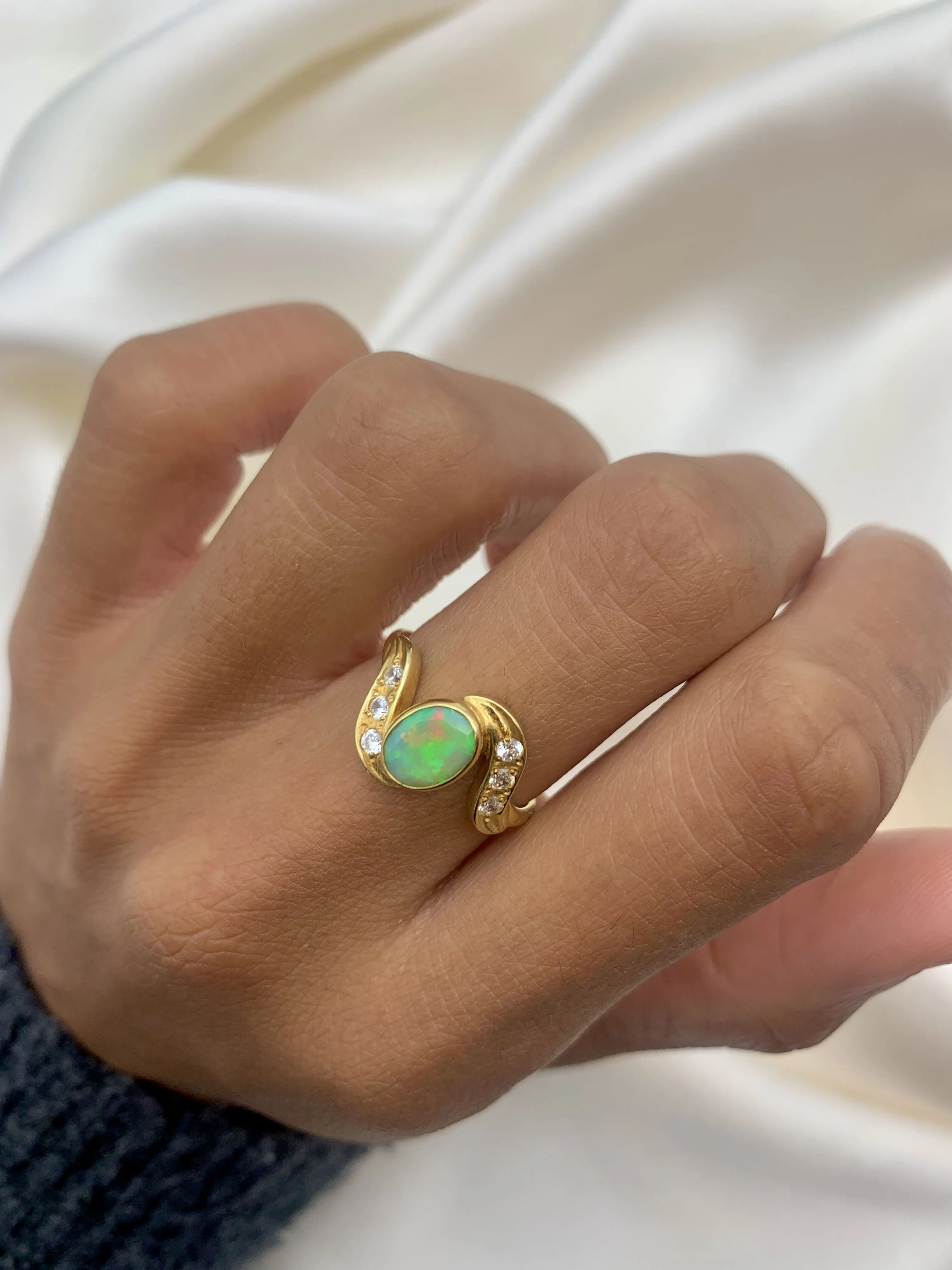 Gold Fire Opal Ring - Vintage Opal Ring - Gold Bezel Ring