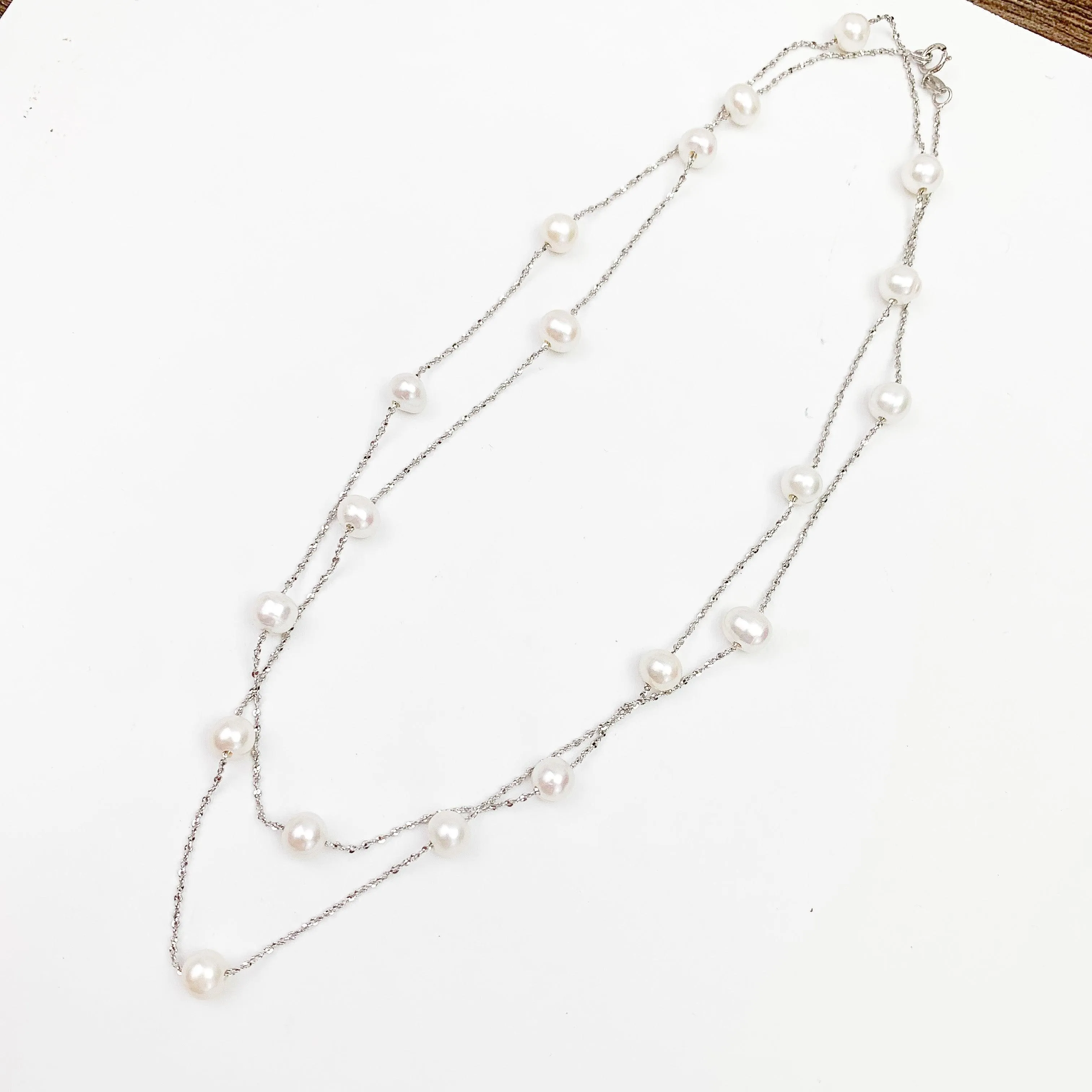 Layering Pearls Necklace