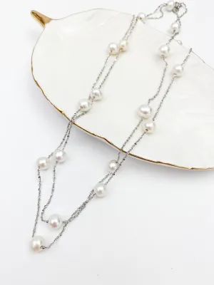 Layering Pearls Necklace