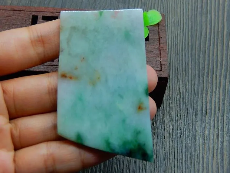 Natural Jade Jadeite Raw (36g, 64X39X5.3mm)