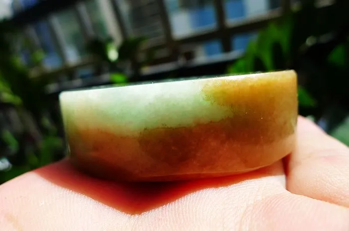 Natural Jade Rough Jadeite Raw (120g,5.5X1.55cm)