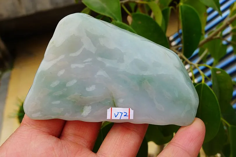 Natural Jade Rough Jadeite Raw (136g,8.2X5.4X2cm)