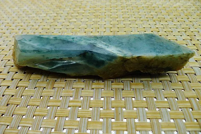 Natural Jade Rough Jadeite Raw (156g,12.8X2.1X2.2cm)