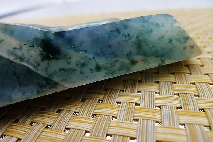 Natural Jade Rough Jadeite Raw (156g,12.8X2.1X2.2cm)