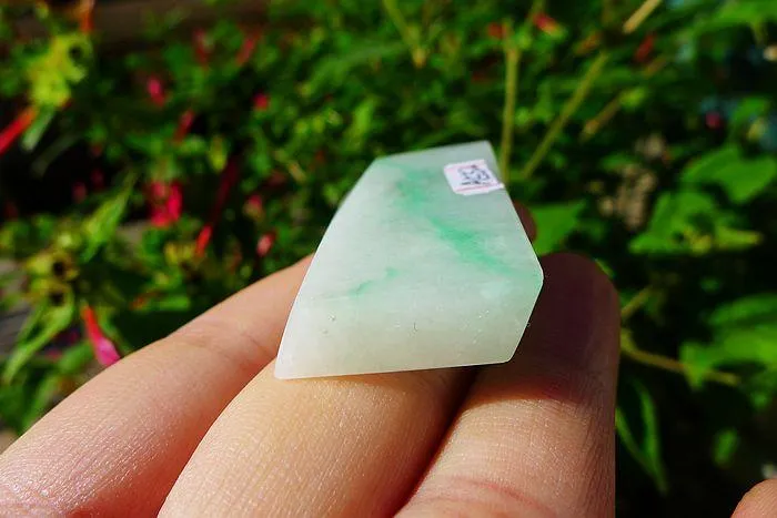 Natural Jade Rough Jadeite Raw (21g,4.3X2.1X0.7cm)