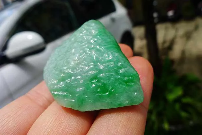 Natural Jade Rough Jadeite Raw (33.5g,4.1X3.2X1.3cm)