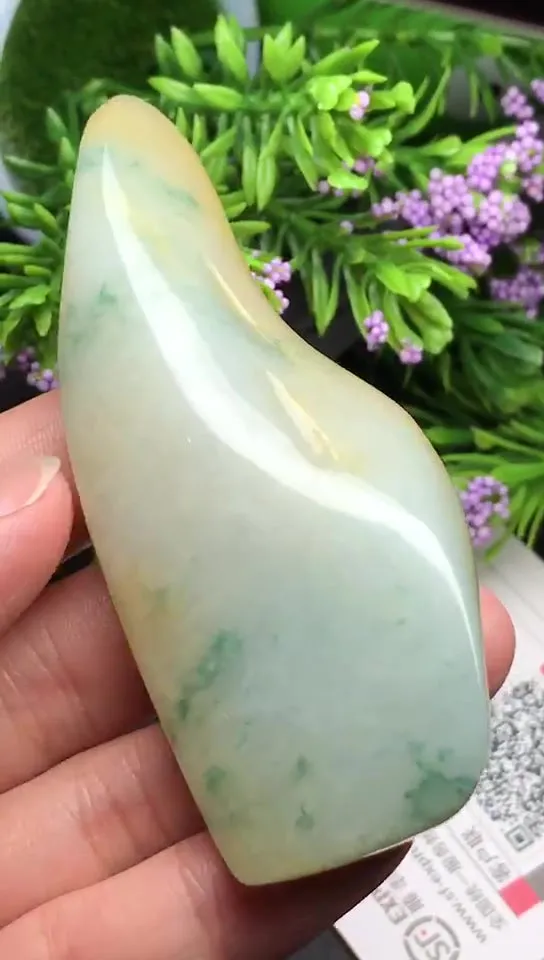 Natural Jade Rough Jadeite Raw (85g,8.9x3.4x1.7cm)-V2899