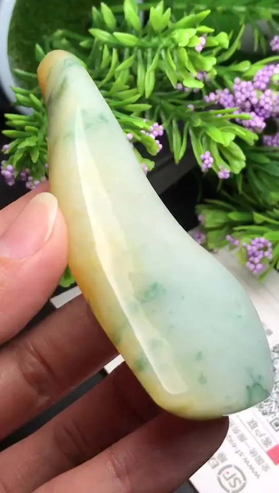 Natural Jade Rough Jadeite Raw (85g,8.9x3.4x1.7cm)-V2899