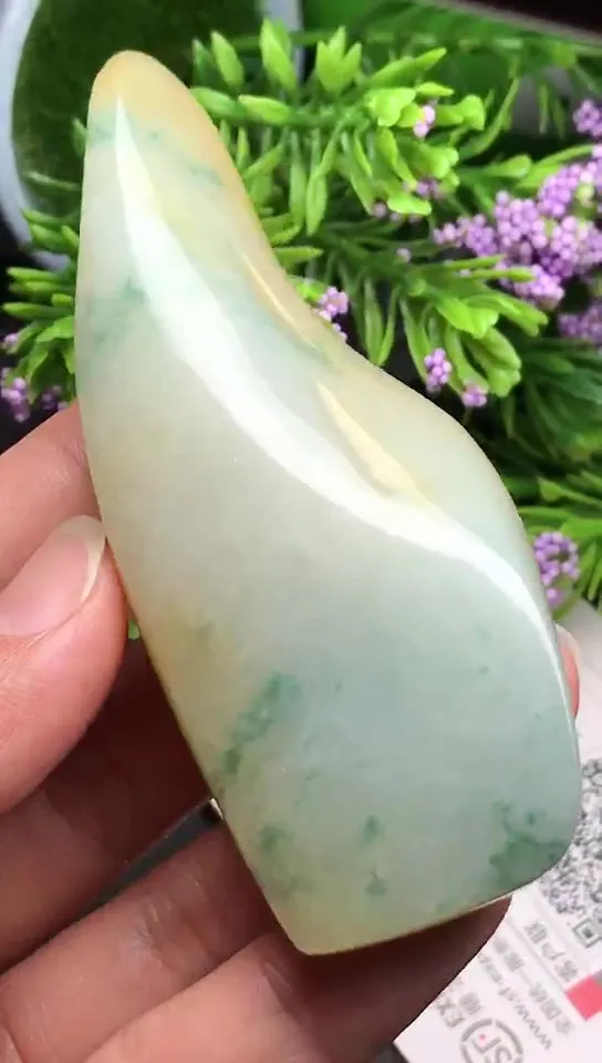 Natural Jade Rough Jadeite Raw (85g,8.9x3.4x1.7cm)-V2899