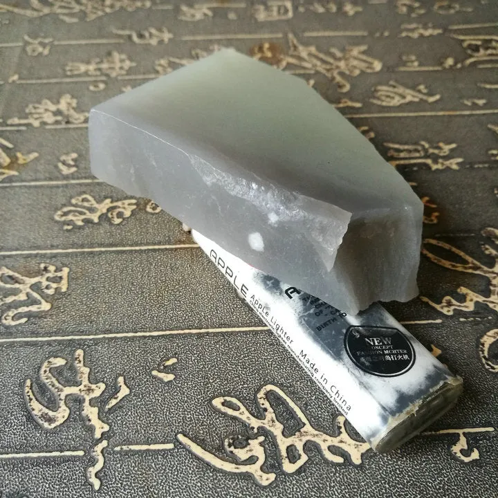 Natural Kunlun Jade Rough Nephrite Raw (196g, 6X6X1.8cm)