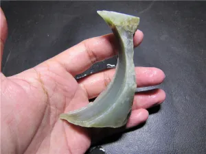 Natural Kunlun Jade Rough Nephrite Raw (61.29g, 82X55X21mm)