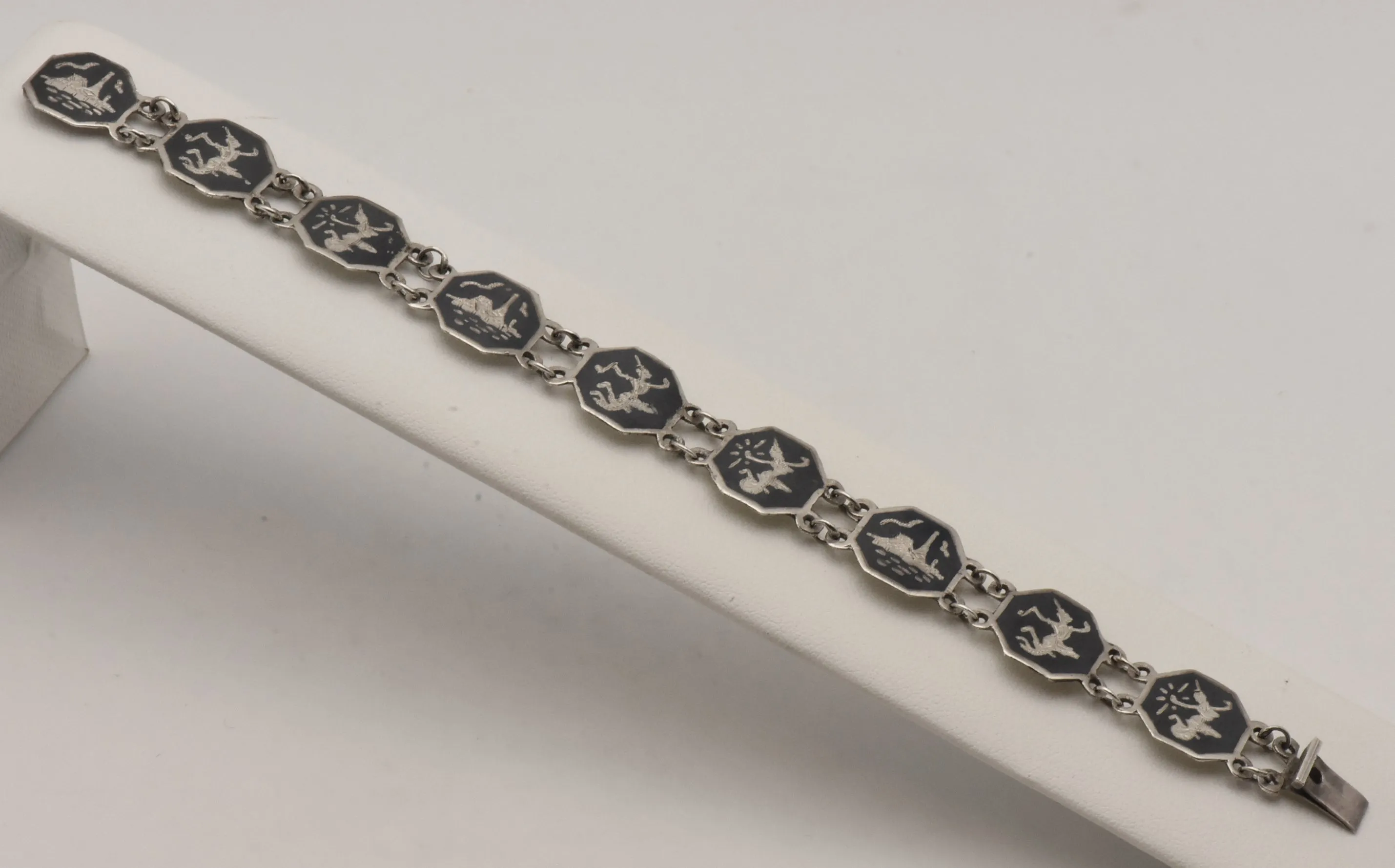 Vintage Sterling Silver Siam Dancer Bracelet