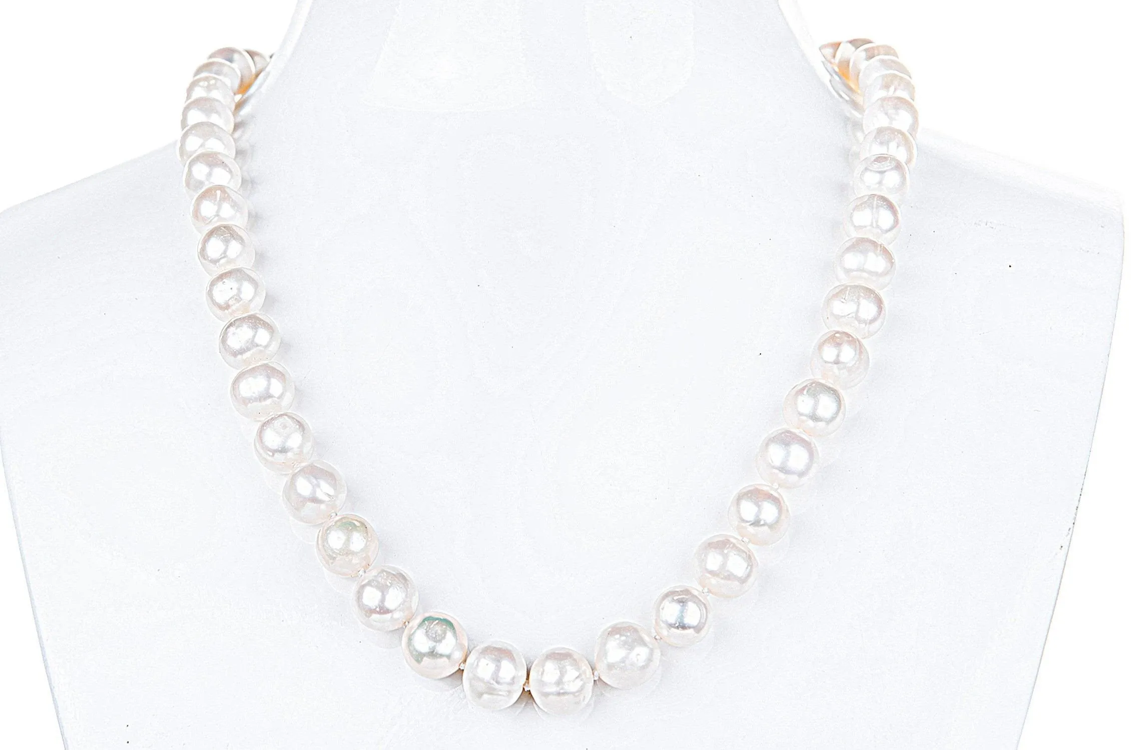 White Off-Round Freshwater Pearl Necklace 9-10mm